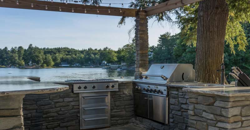 Outdoor Kitchens