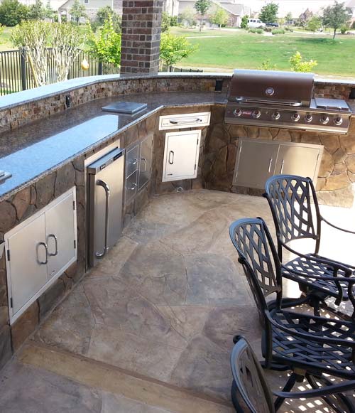 Outdoor Kitchens